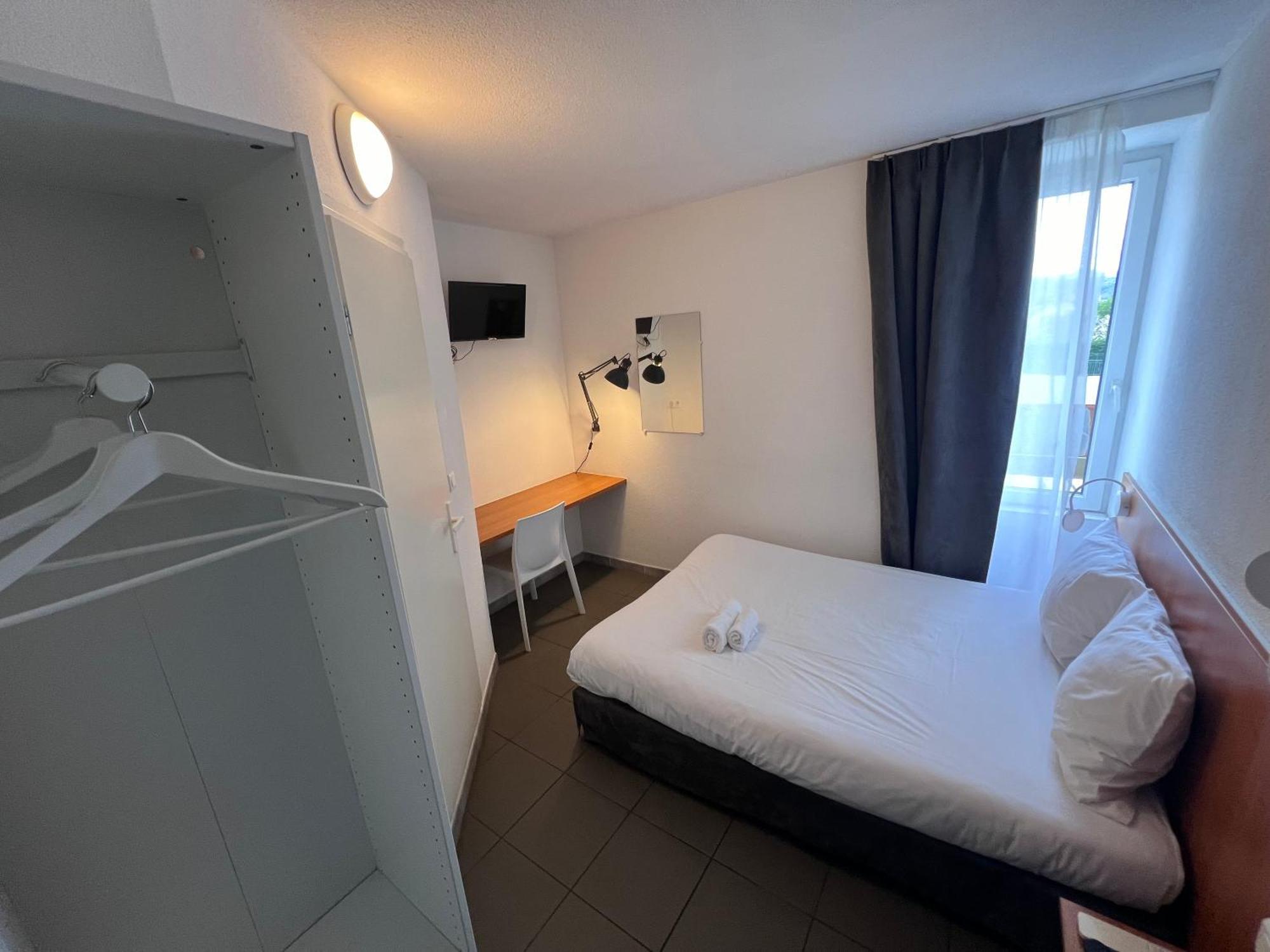 Hotel Le Ponson Обена Экстерьер фото