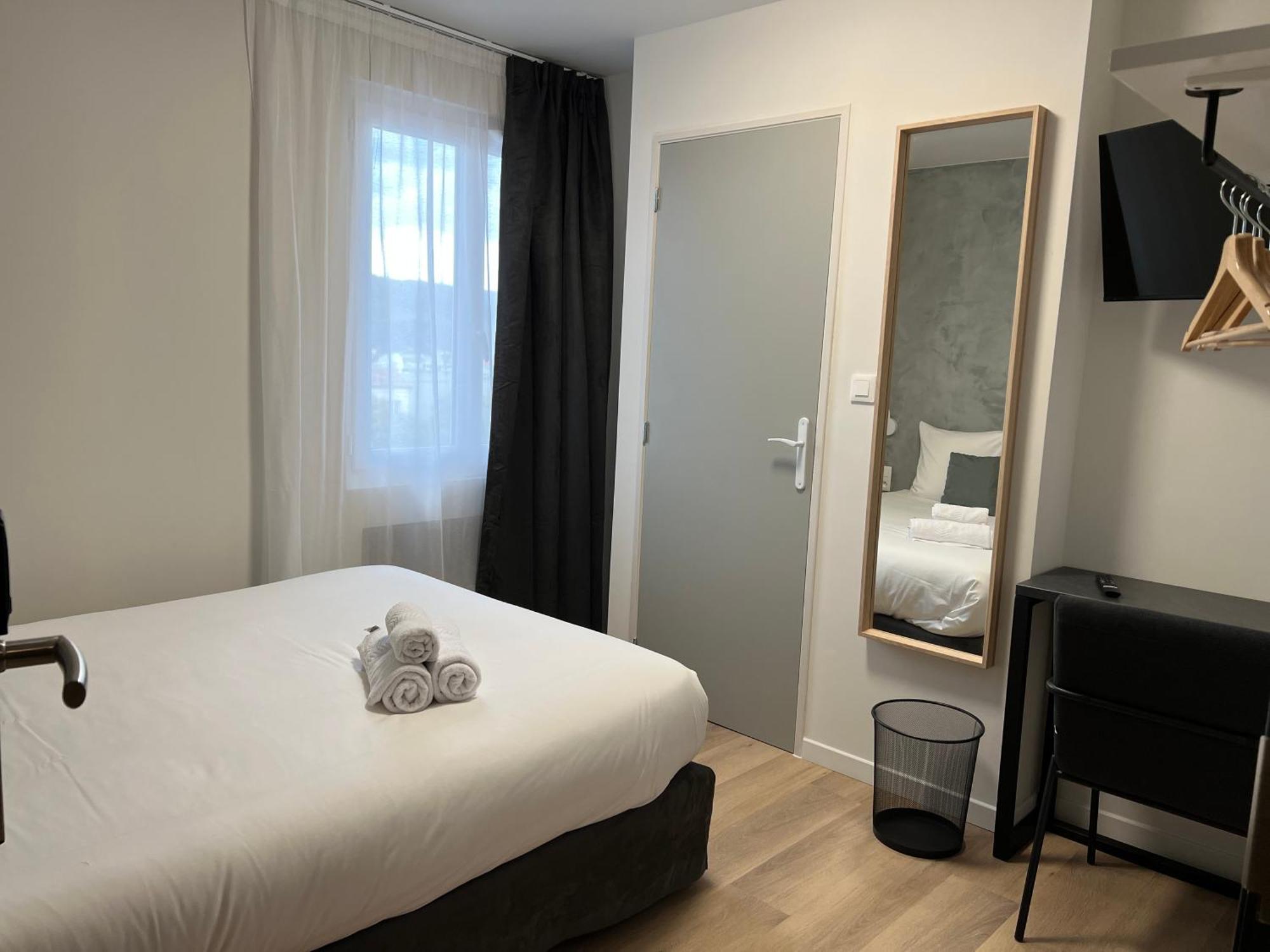 Hotel Le Ponson Обена Экстерьер фото